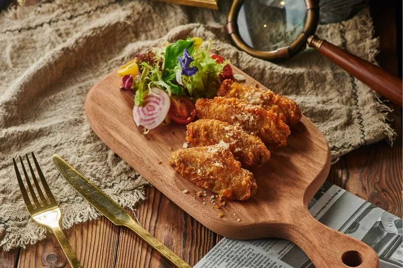 召唤佛山大胃王！足足八层高XXXXXL号大力水手汉堡，全部吃完免单