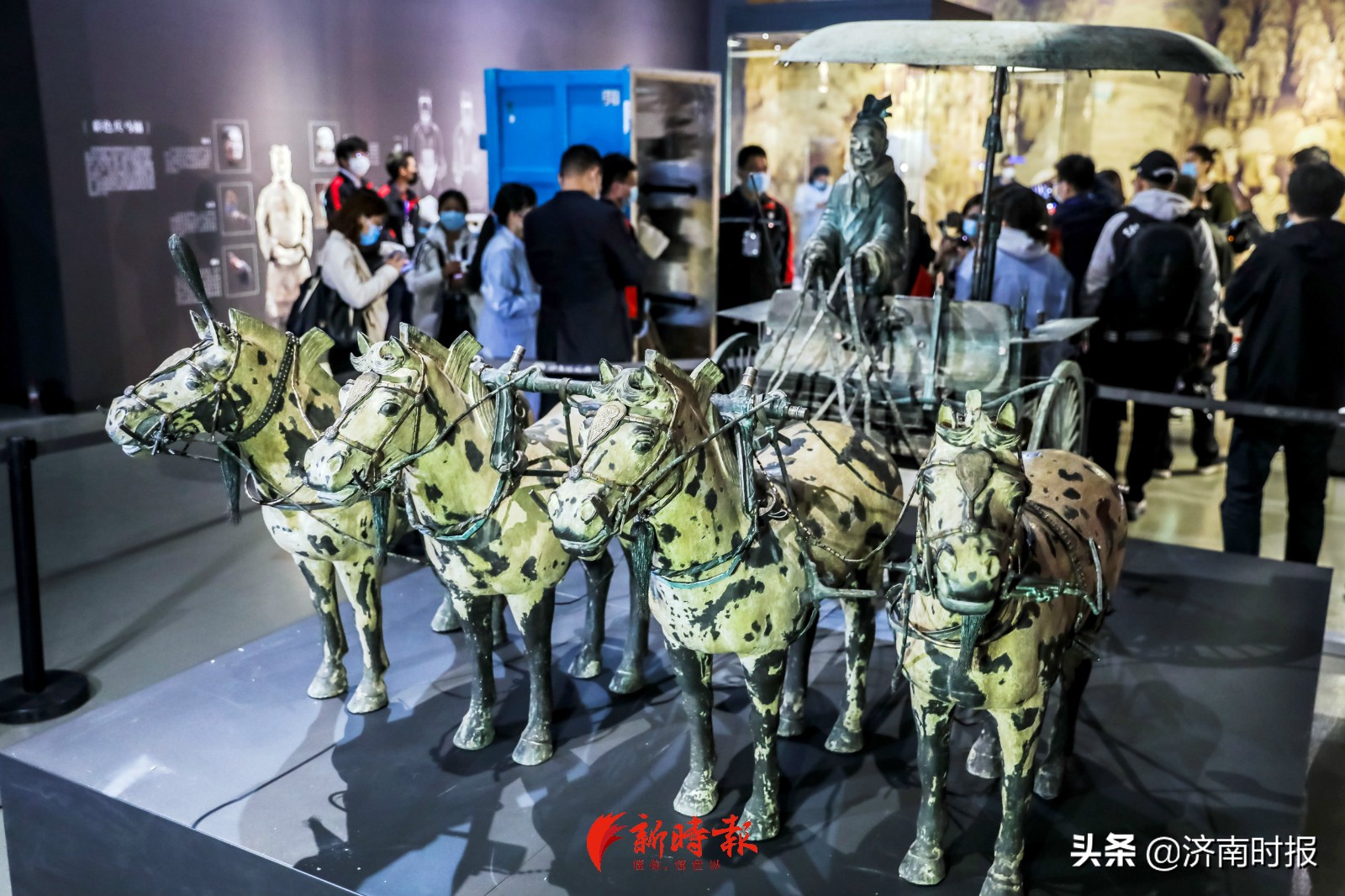 兵马俑来济南啦，直击开箱：层层保护，头身分开装运