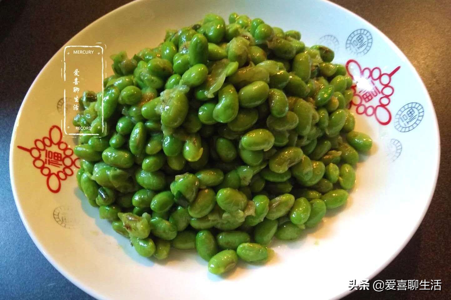 冻过的毛豆很软怎么炒好吃,这个季节毛豆怎么做好吃