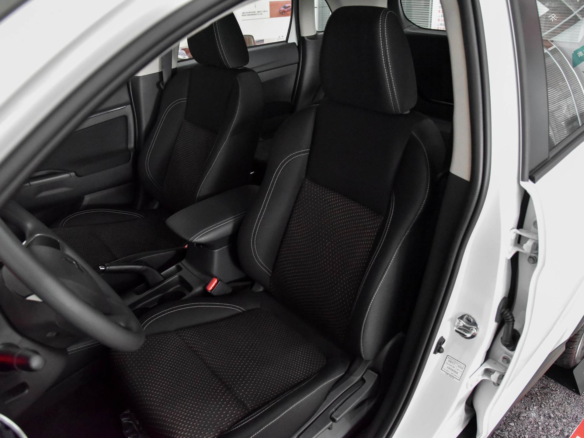 油耗低动力强劲上档次的国产suv,油耗低动力好空间大又便宜的suv