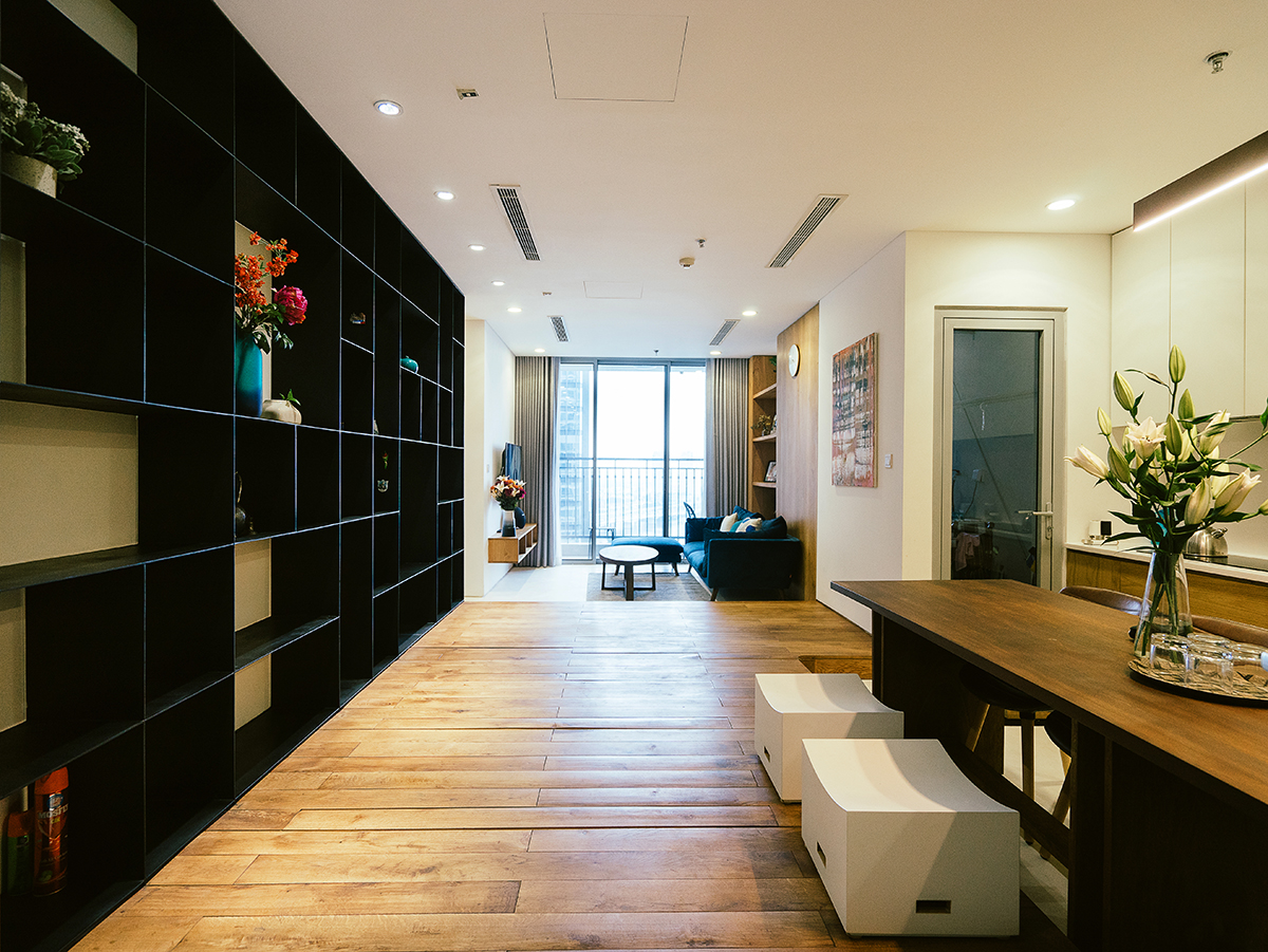 客厅卧室打通隔断折叠推拉门,门挨门相邻两套房打通装修效果图