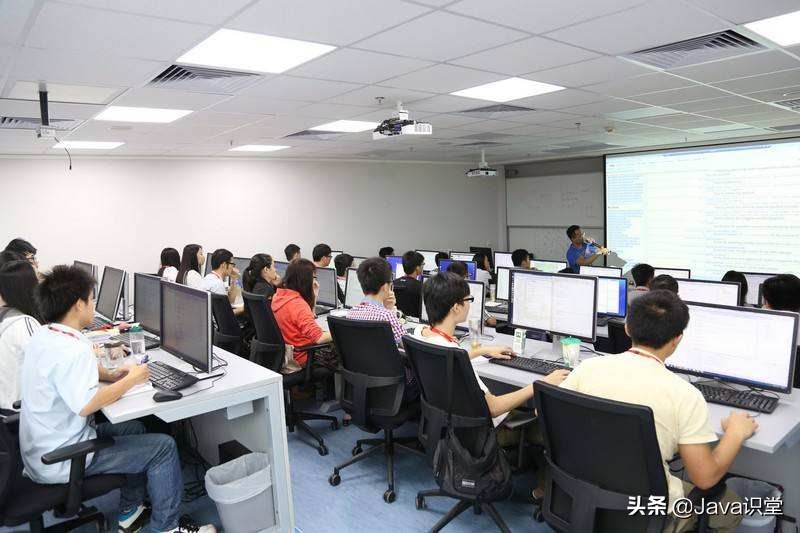 在大环境不好的情况下仍然要努力,在大环境不好的情况做什么好