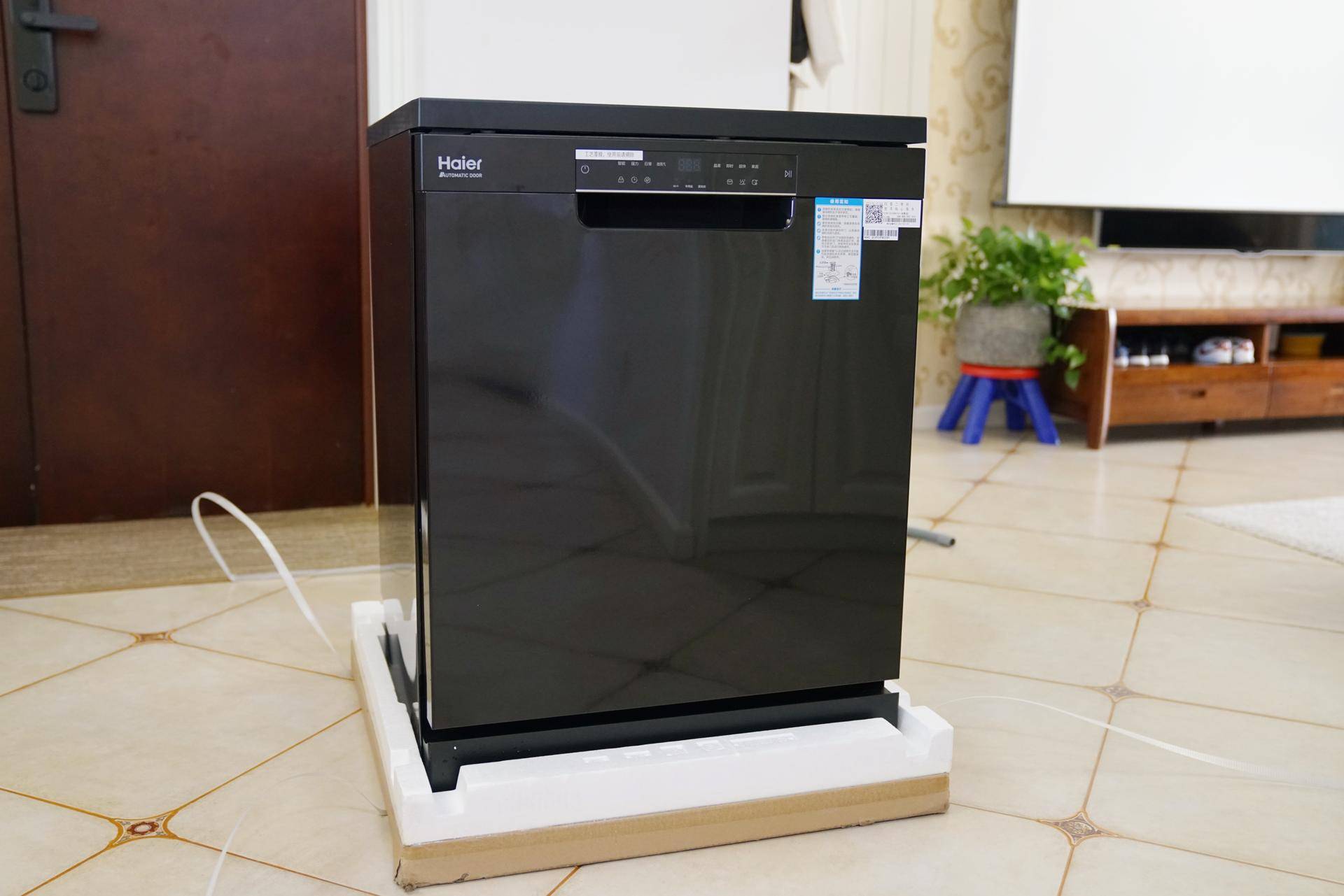 海尔洗碗机cn13,海尔553多少钱买合适