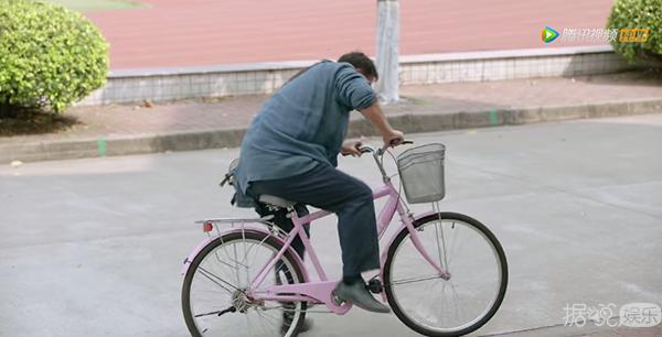 这部国产青春电影到底讲点啥,国产剧侯明昊