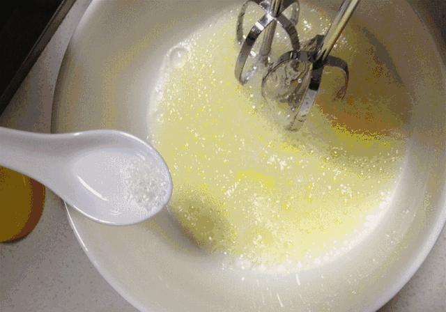 如何用电饭煲煮出各种美食,用电饭煲可以做什么吃最简单的