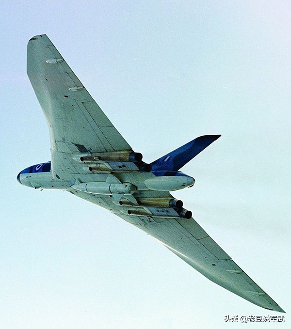 3v轰炸机哪个最强,英国3v3