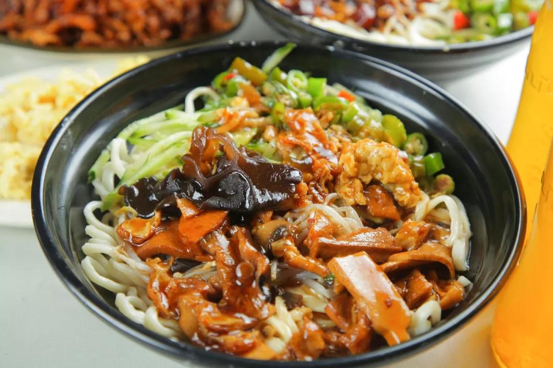 火了30年！22家藏在地铁旁的王牌小店，不用导航就能找到