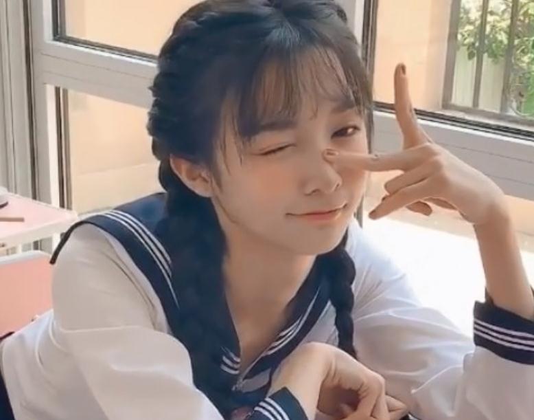 初中女生身高只有140,初中女学生身高