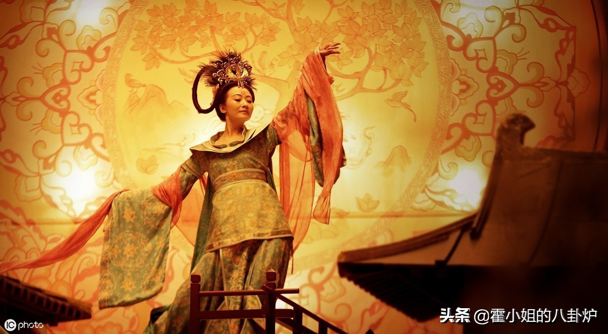 长安十二时辰杨贵妃怎么死的,长安十二时辰杨贵妃从天而降