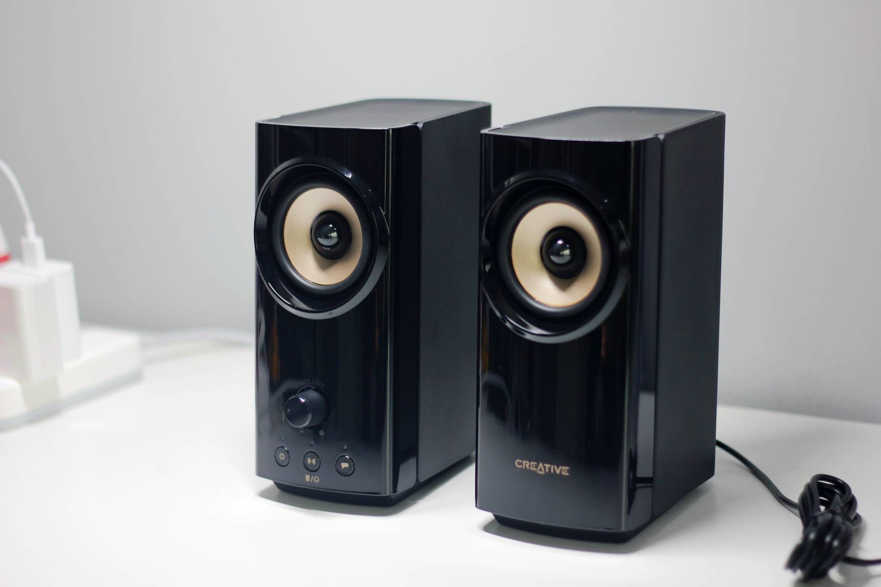 音质、细节、游戏都兼顾-用创新X4声卡+T60音箱打造全能音频系统