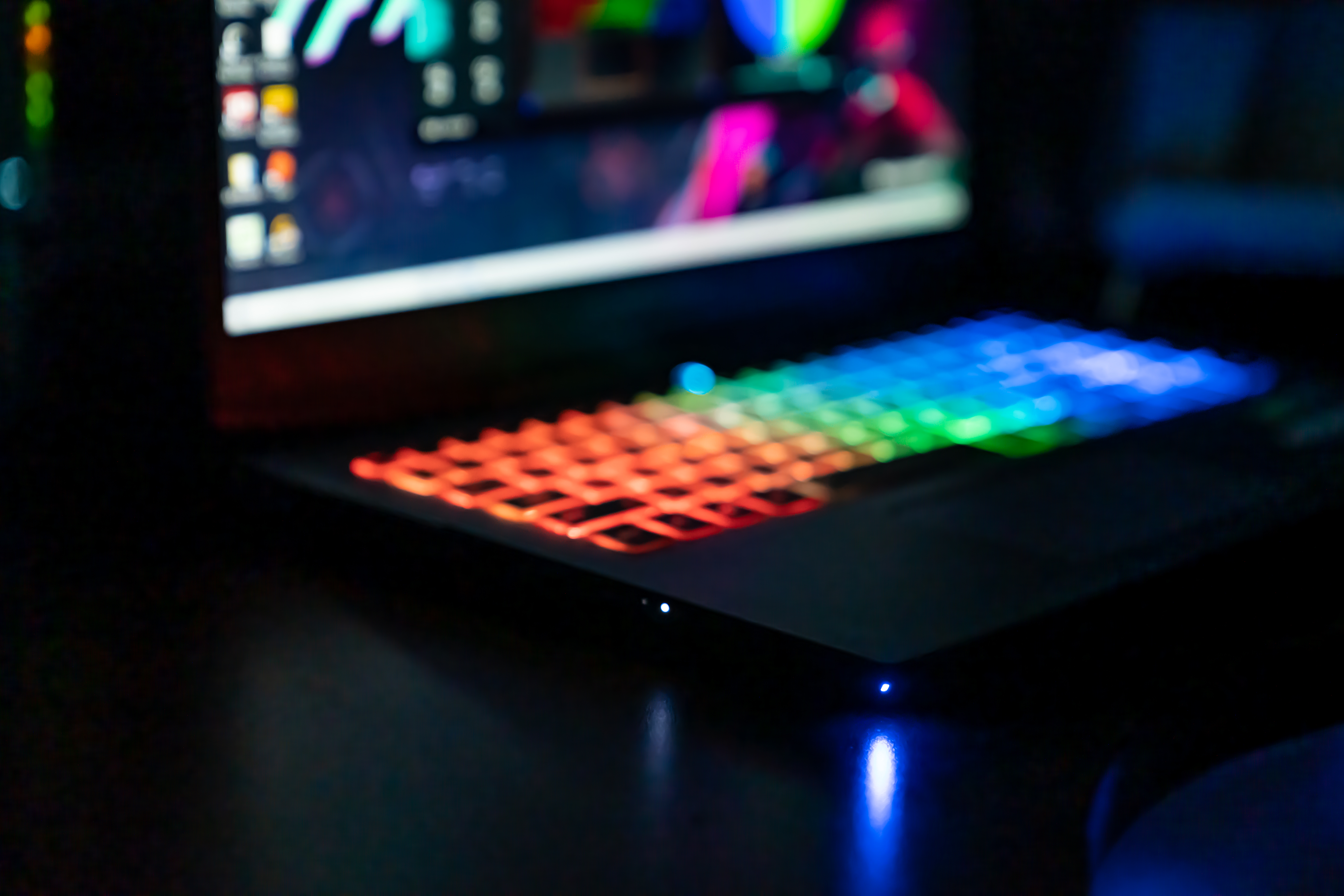 雷神911pro高端笔记本,雷神911pro可以玩的游戏