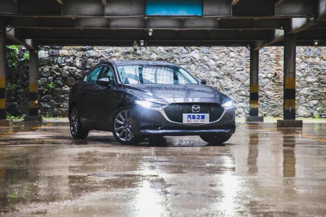 11.59万思域,思域的cvt和昂克赛拉的6at哪个好