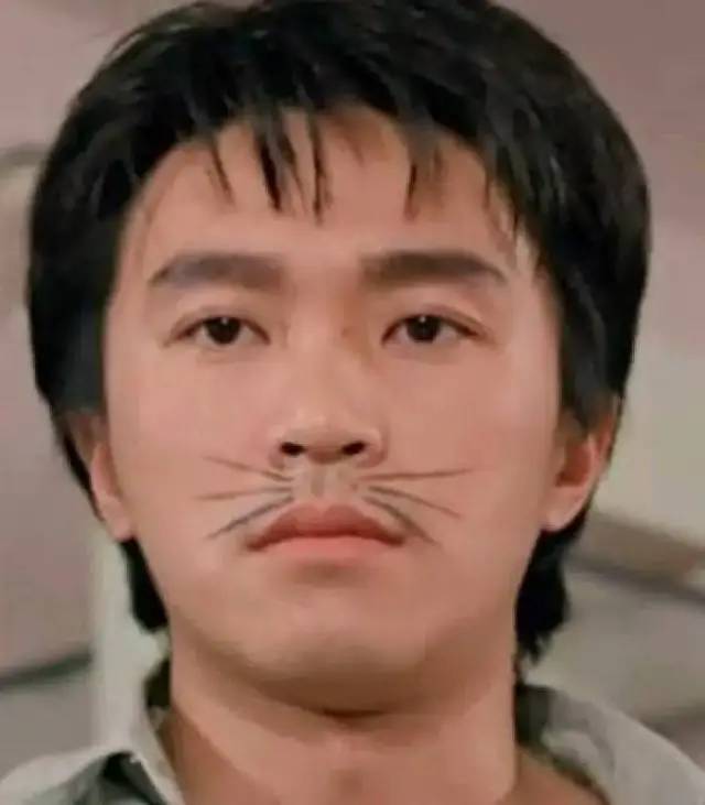 买二手衣服回家补、一张椅子用18年，这8位明星，有钱也没乱花