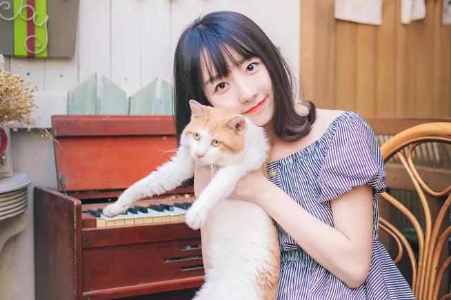 不挑肤色的大牌口红色号,炎炎夏日烈焰红唇