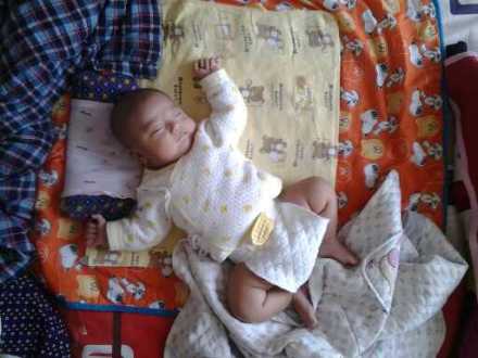 为什么小孩睡觉老转圈,7岁小孩睡觉说头感觉会转圈