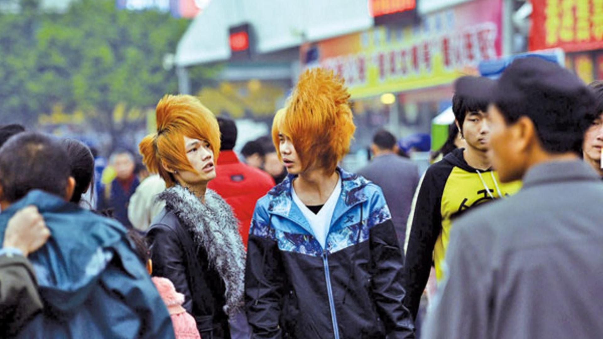 杀马特教父罗福兴多年前的照片,杀马特11岁少年现状