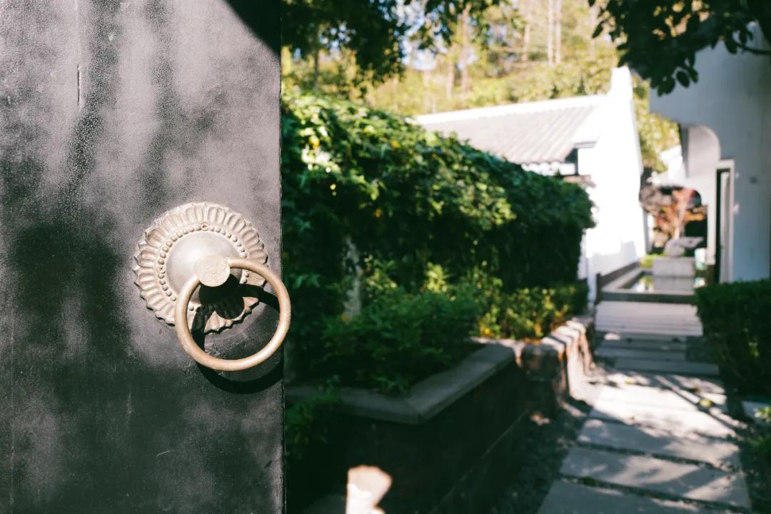 想泡温泉去哪个城市,想泡温泉不妨到成都这里来