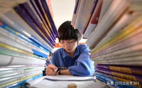 初中班主任对高考励志寄语,高考百日誓师班主任100字寄语