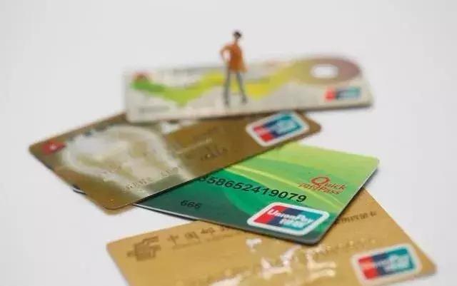 法治早餐|允许个人代购海外新药是法律向生命致敬