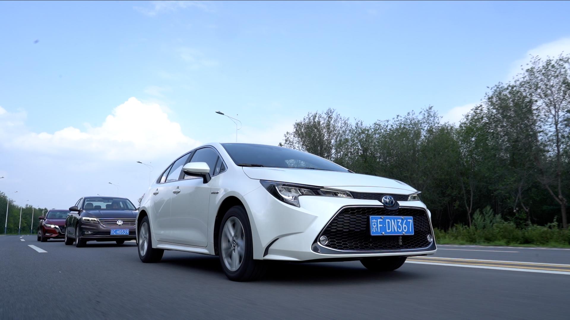 卡罗拉朗逸轩逸它们的排名怎样,朗逸轩逸雷凌1.5l