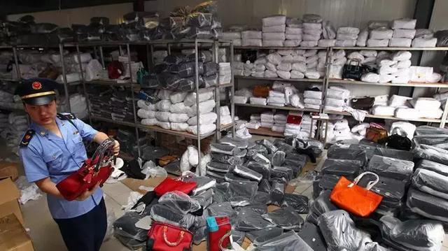 警方提示什么东西不能放一起,警方提示不要携带违禁物品告示