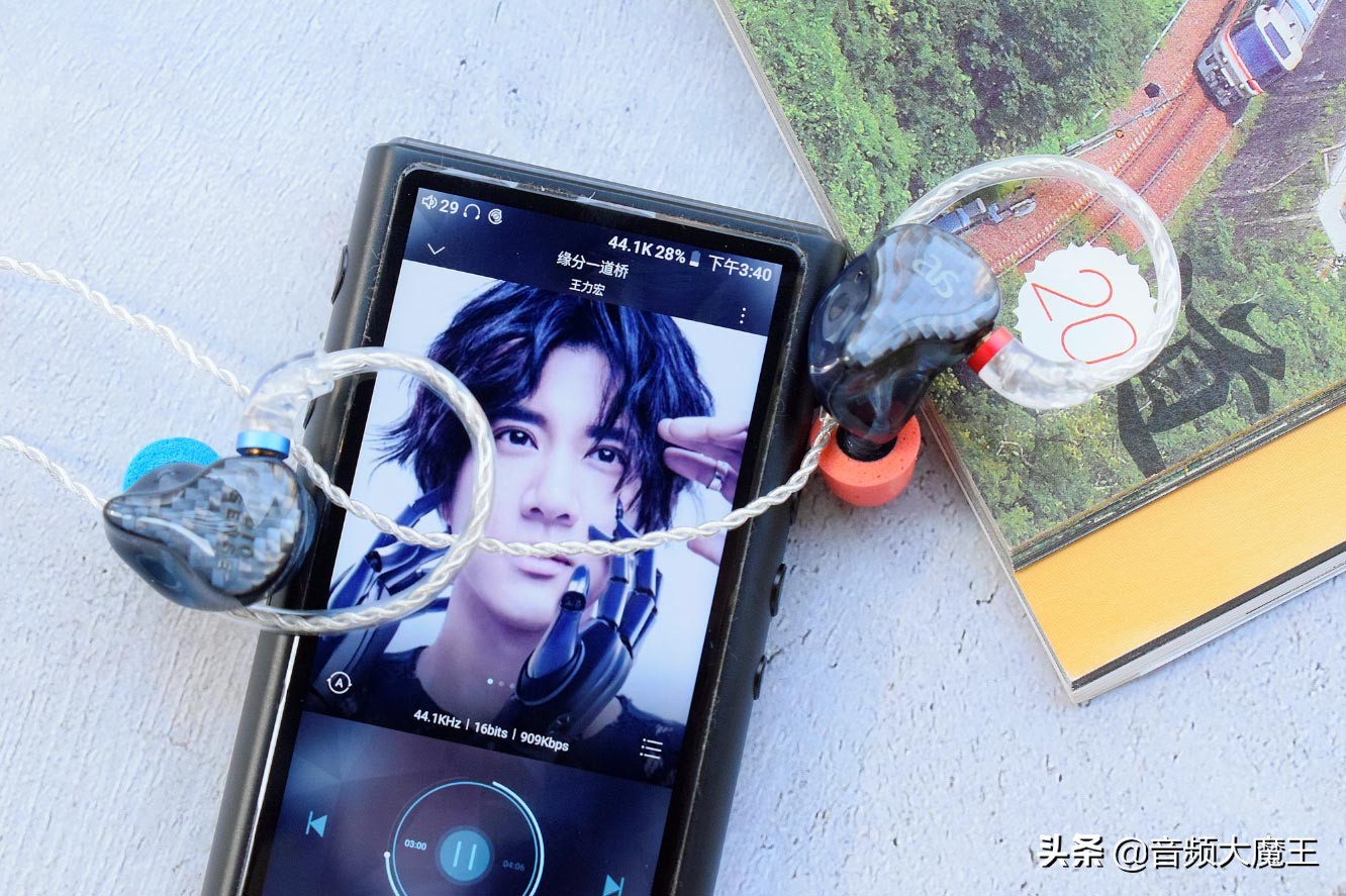 傲胜AudioSenseT800八单元动铁耳机评测：沉寂许久的国产新动力