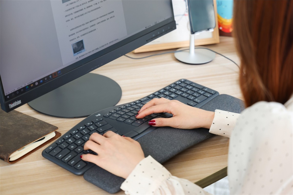 缃楁妧ergok860鐪熷疄娴嬭瘎,缃楁妧k780閿洏娴嬭瘯