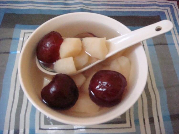 荸荠和梨的功效比较,荸荠雪梨水功效与禁忌