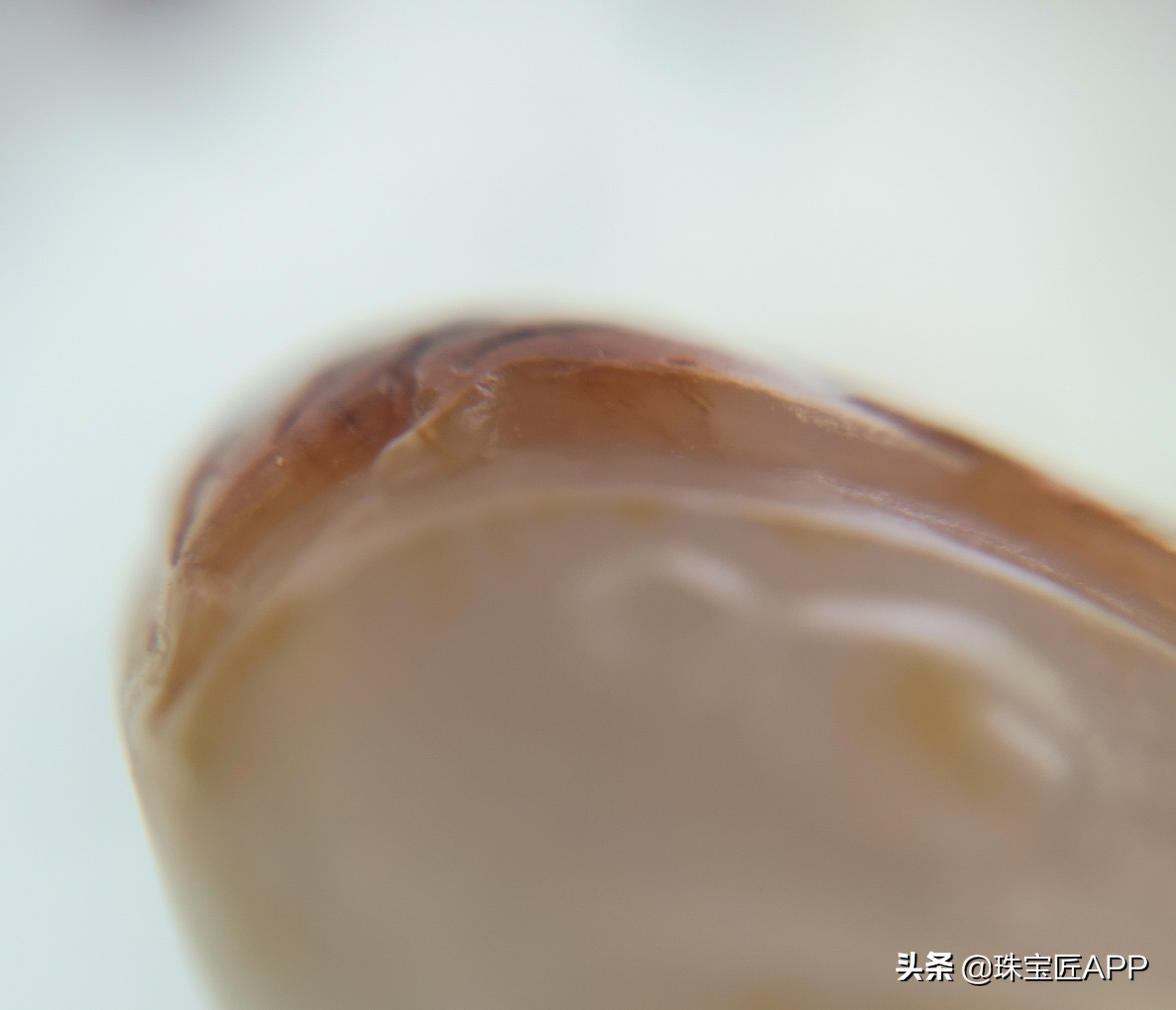 和田玉籽料如何看皮色真假,怎样辨别和田玉籽料真假或皮色