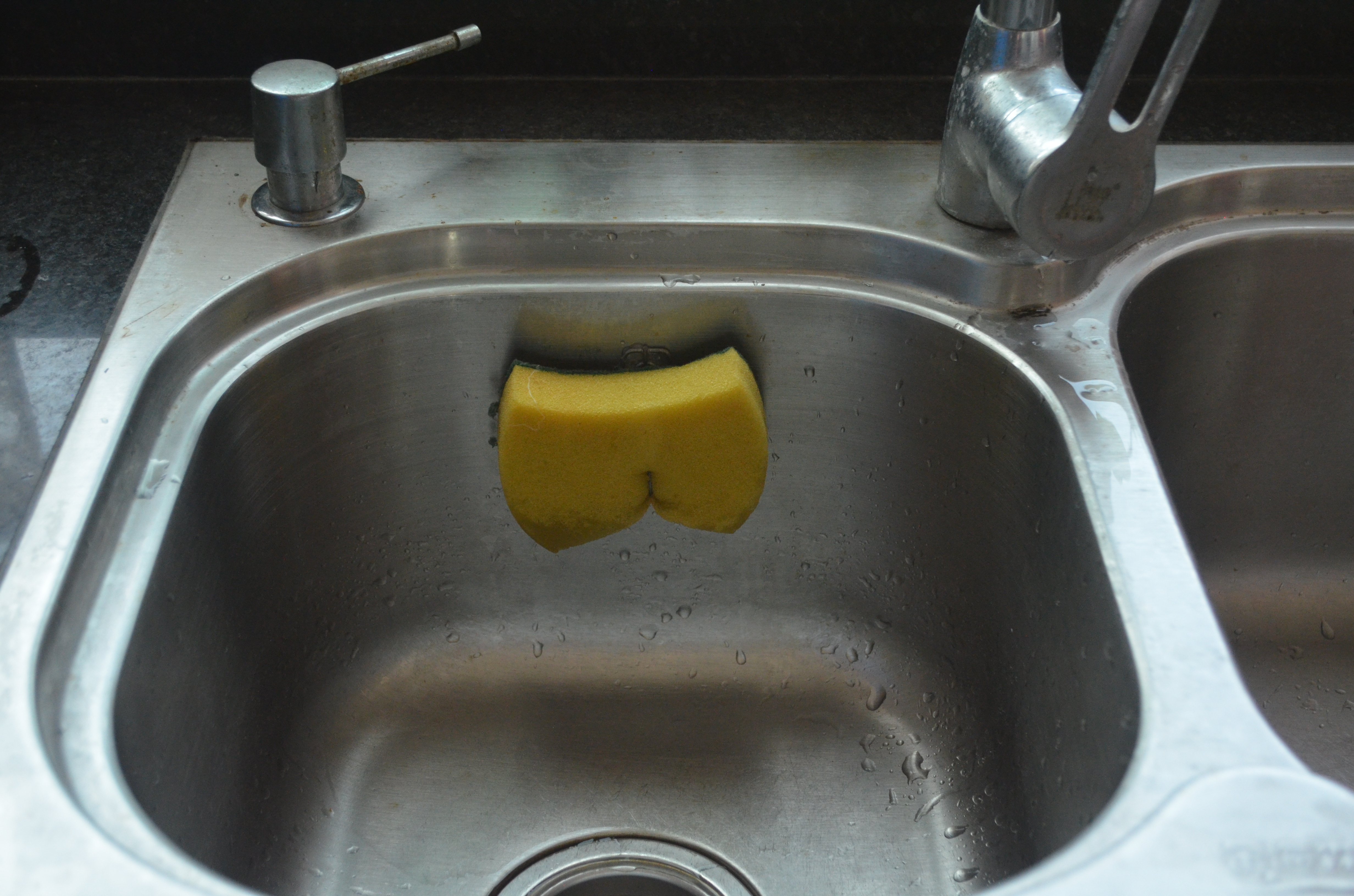 家里随处可见的挂钩真的太实用了,家里很多挂钩怎么利用