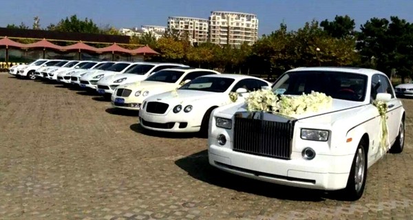 豪车婚车租赁一天多少钱,婚车豪车队租赁价格一览表