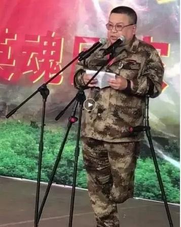 33年前，英雄徐良凭《血染的风采》家喻户晓，他现在怎么样了？