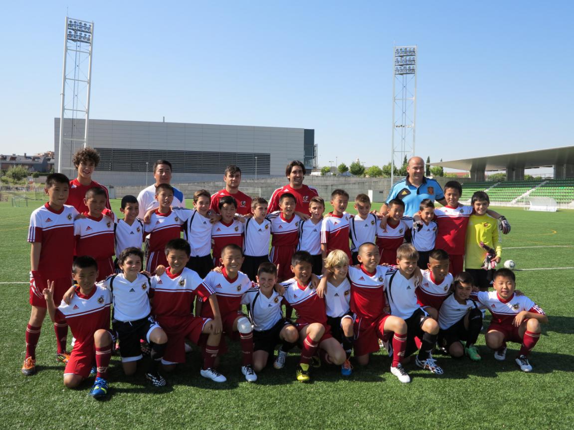 足球每一次经历都是一种成长,一只足球走天下