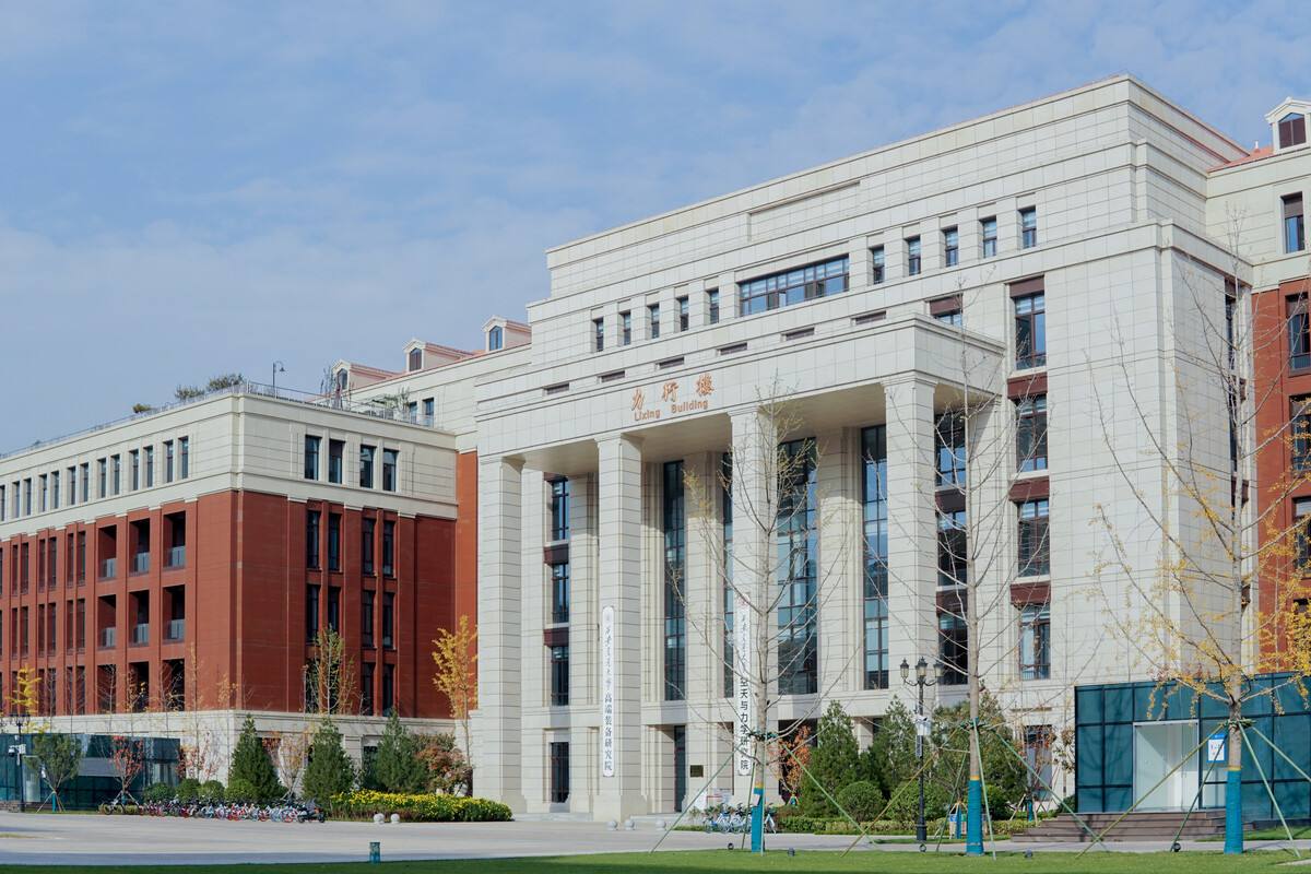 西北54所高校排名公布,兰州大学跻身前三,西安电子科大排第4