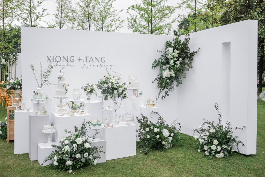 一场细致到骨子里的户外婚礼,一场轻松简单可爱的户外婚礼