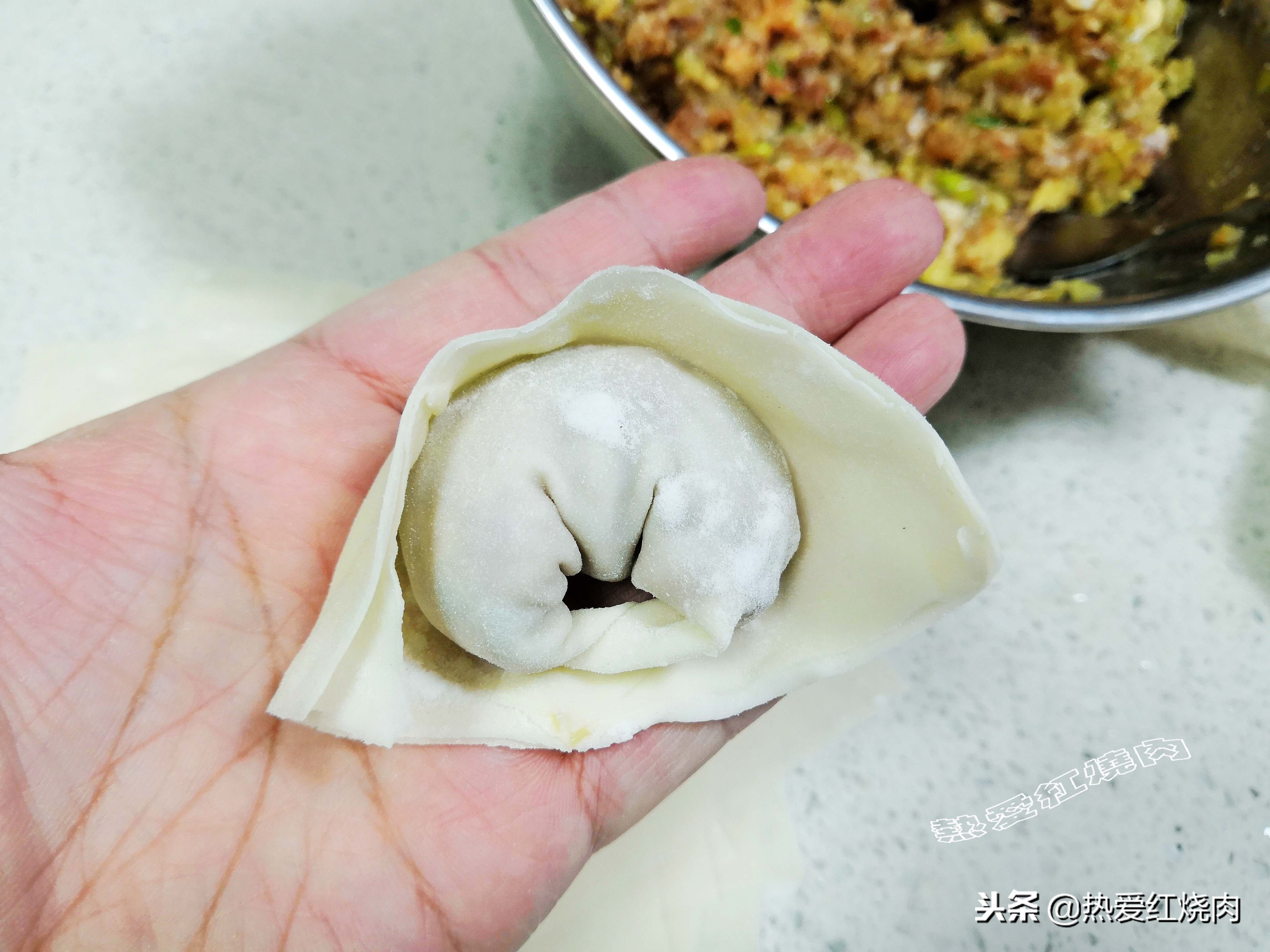 馄饨馅儿怎么做才能最好吃,馄饨店里需要给客人准备什么调料