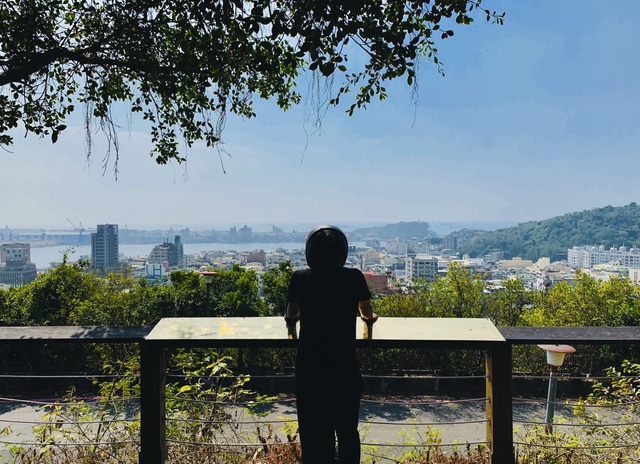 骑行台北到高雄多少公里,台北骑行到高雄