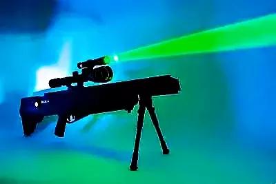 伤害堪比冲锋枪的步枪,伤害堪比狙击枪威力的手枪