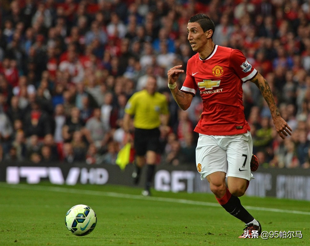 闪耀足坛的迪马利亚巅峰时刻,迪马利亚致命弧线