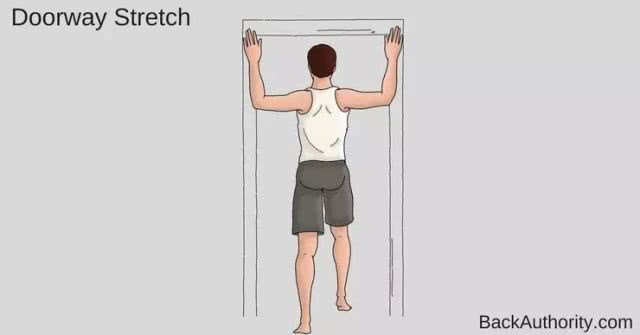 拉伸脖子会让斜方肌越来越大吗,脖子两侧肌肉变粗的方法