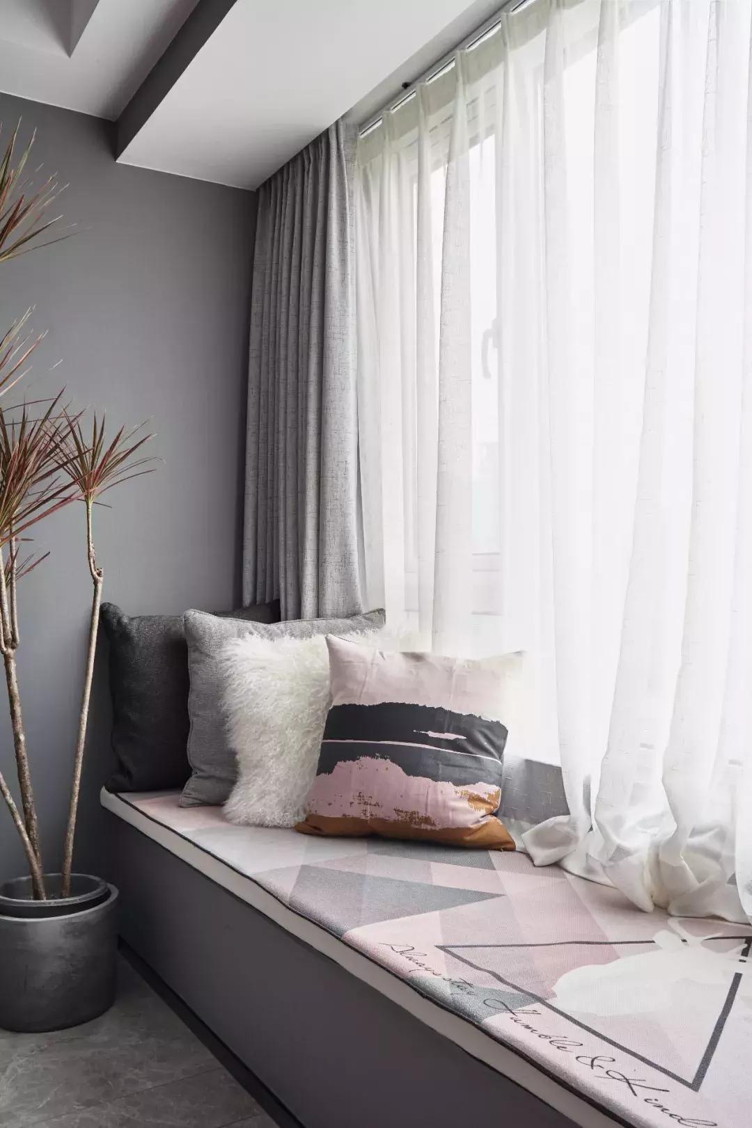 高级灰粉色卧室装修案例,高级灰的颜色铺在家里简约大气