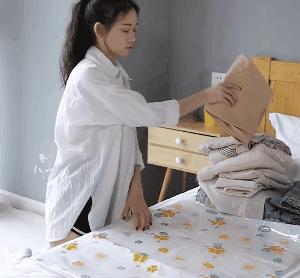 衣服怎么收纳可以防止发霉不会皱,换季衣服怎么整理没折痕