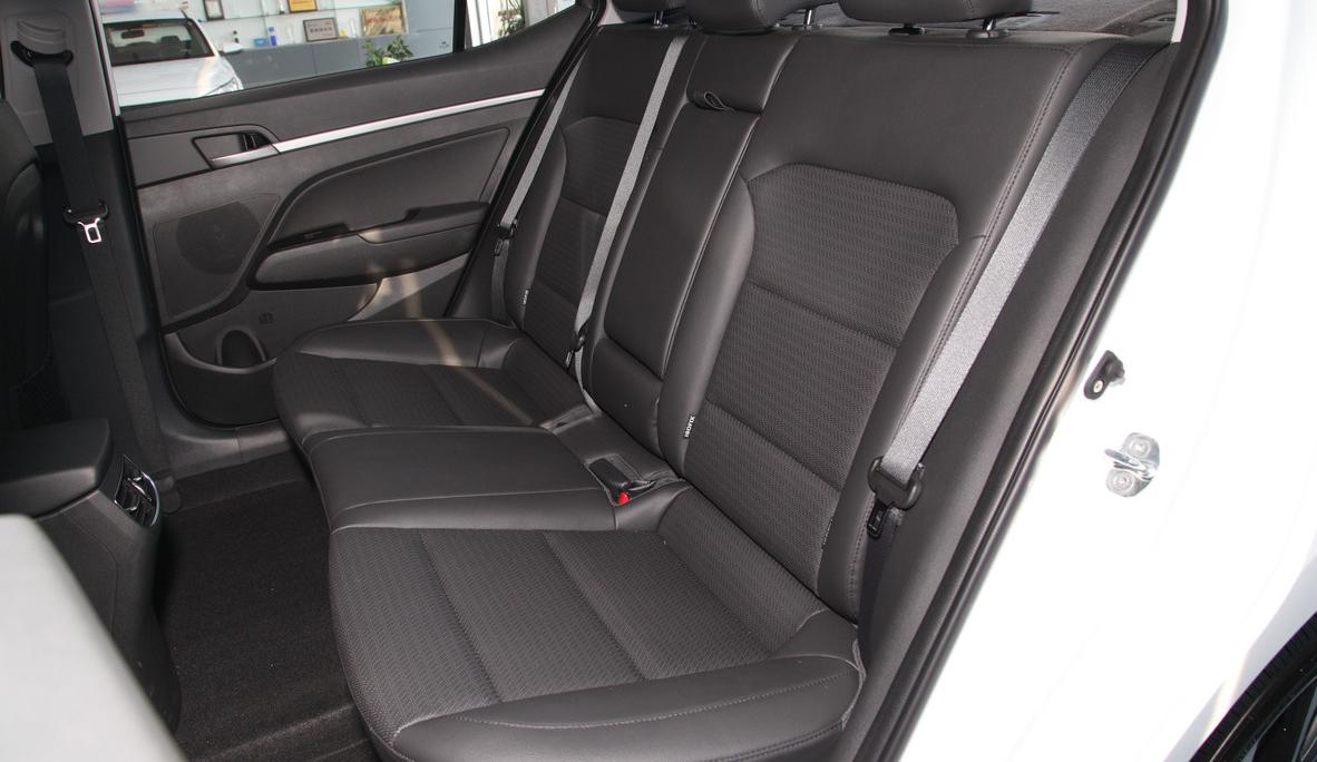 低油耗强动力合资紧凑型家轿,这台合资家用车起售不到6万