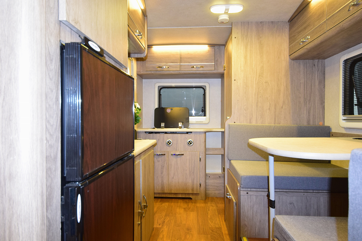 三十多个房车品牌共60余款车型,房车大全30万以下6座