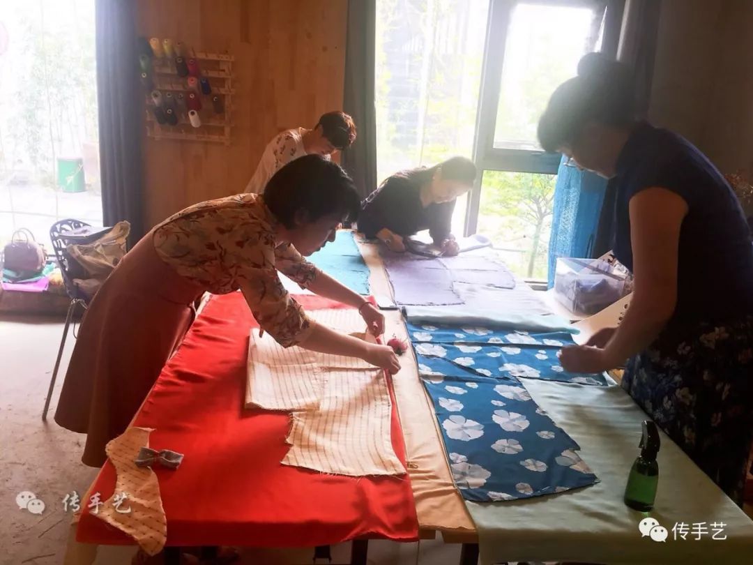 新中式旗袍日常造型教程,穿旗袍最简单的花式教程