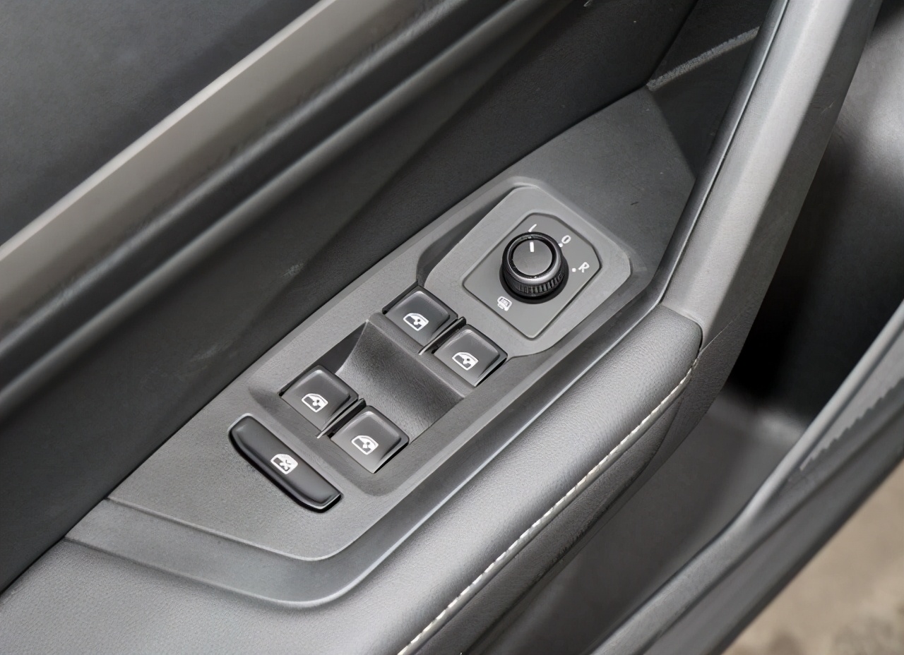 10万朗逸,10万大众新车朗逸