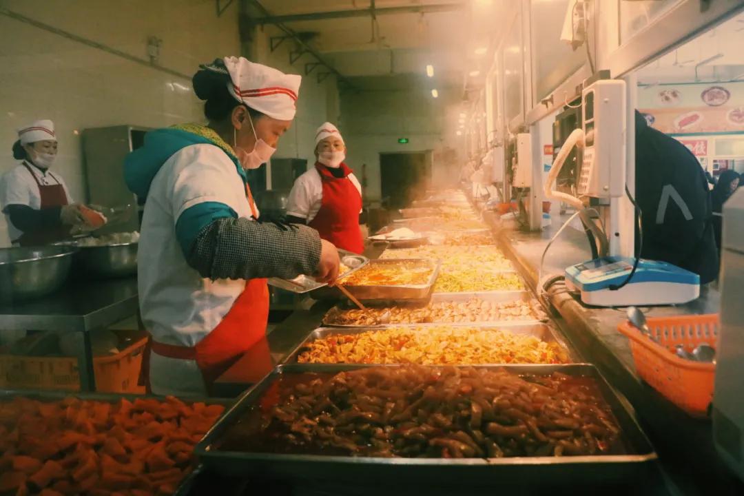 杩樺湪鐐瑰鍗栧悧,鍥涘窛鍦伴亾鍐掕彍澶栧崠