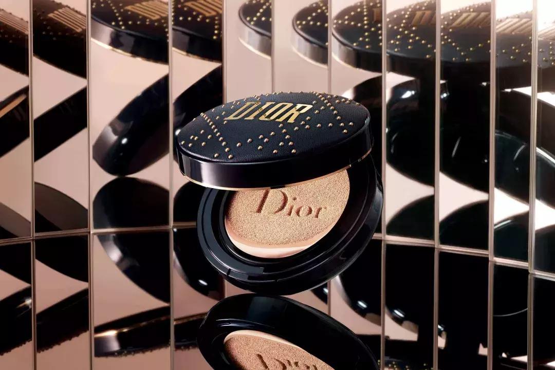 西安北郊比较平民的商场,吹爆店铺