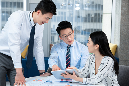 碰到格局小的领导怎么办,遇到格局小的老板