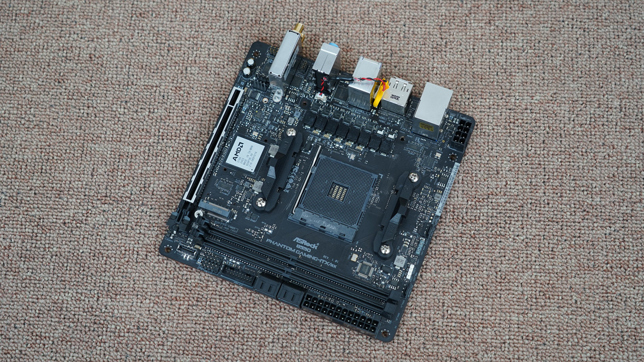 itx三槽显卡机箱,itx机箱能装多大显卡